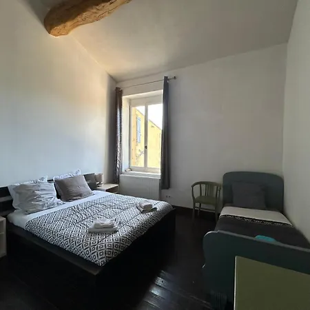 Domaine Les Salices Holiday home Azille